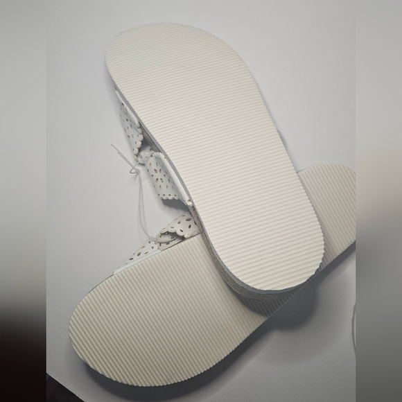 Madden Girl And Sugar Girl Shoes Sandals 2 Pair Size 2 NWOT Comfy Cute Kids - Picture 4 of 10